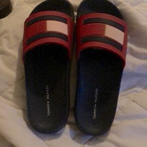 Tommy Hilfiger slides size 7
